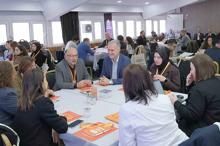 İnegöl Belediyesi’nden çocuk odaklı afet eylem planı çalıştayı yapıldı 