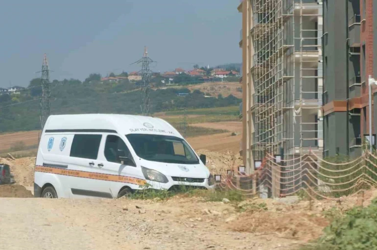 İnegöl’de inşaat bekçisi konteynerde ölü bulundu 