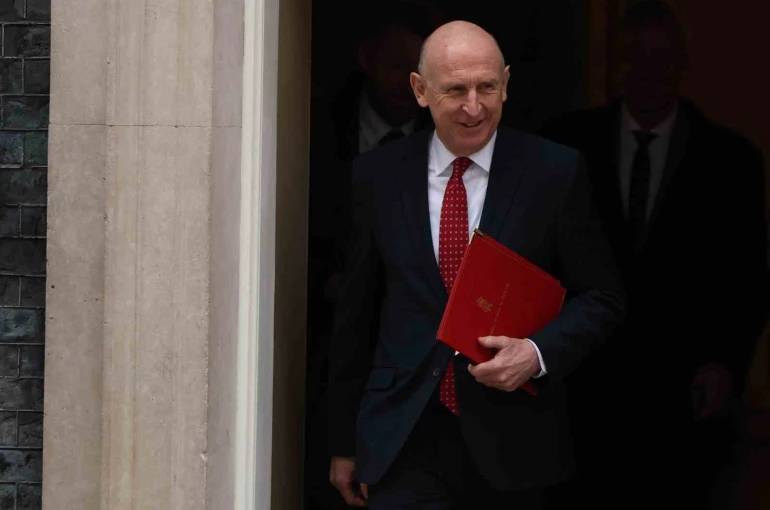 İngiltere Savunma Bakanı Healey: "ABD’nin Bella 1’e müdahalesine destek verdik" 