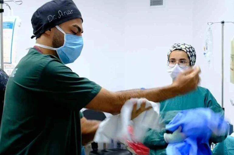 İngiltere’den Türkiye’ye gelen hasta tüp tıkanıklığından kurtuldu, hamile kaldı 