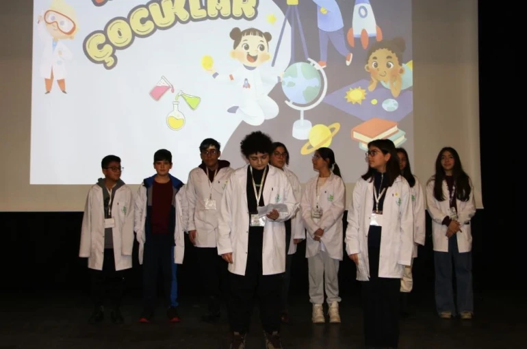 İnönü Üniversitesi’nde "Kâşif Çocuklar-2" Çocuk Üniversitesi etkinliği tamamlandı