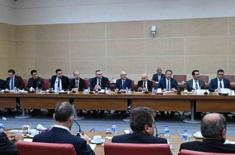 İnşaat sektörünün geleceği Ankara’da masaya yatırıldı 