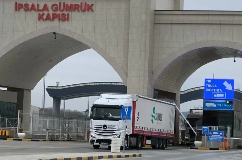 İpsala Gümrük Kapısı’nda rüşvet operasyonu: 20 gümrük memuru gözaltında 