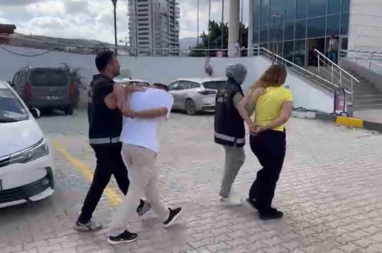 İskenderun’da hırsızlık şüphelisi 2 kişi tutuklandı 