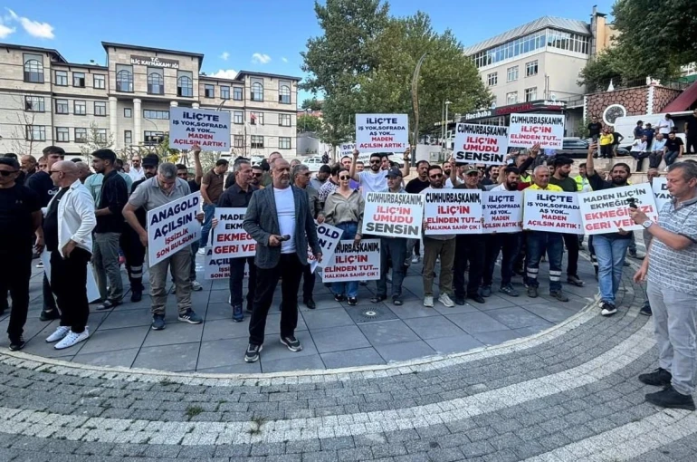 İşlerini geri isteyen İliç halkından basın açıklamasıyla çağrı 