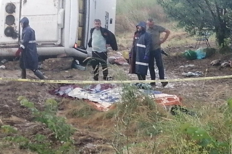 Isparta’da 5 kişinin hayatını kaybettiği feci kazada sürücü tutuklanarak cezaevine gönderildi