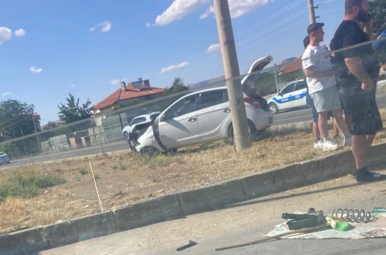 Isparta’da iki otomobil çarpıştı: 1 yaralı 