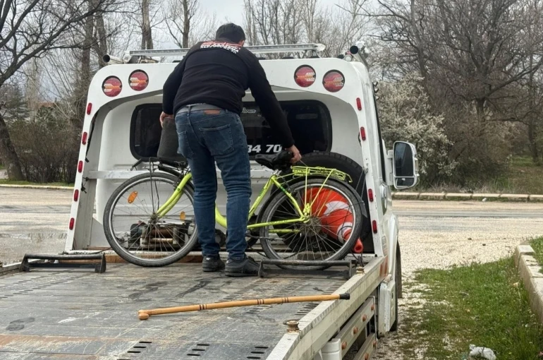Isparta’da kazada 83 yaşındaki bisikletli ağır yaralandı 