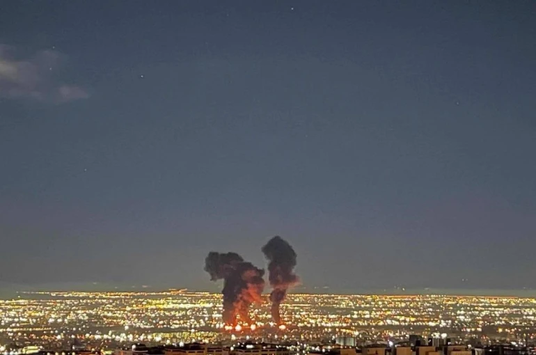 İsrail ordusu, İran’a yönelik yeni bir saldırı dalgasının tamamlandığını açıkladı 