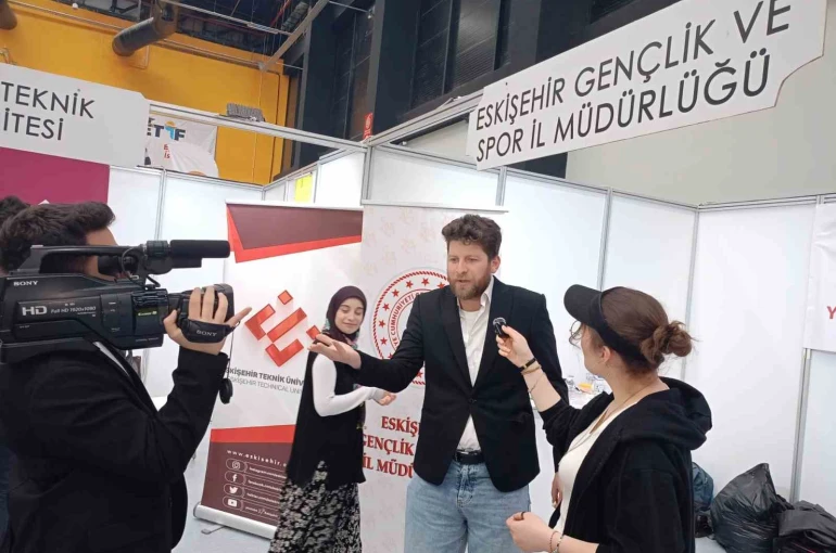 ’İşsizlik’ konulu komedi skeci İstihdam Fuarı’na renk kattı 