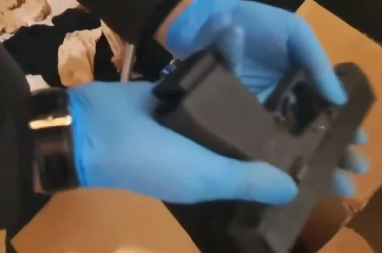 İstanbul’da kaçak silah operasyonu: 2 av tüfeği ve 122 tabanca ele geçirildi 