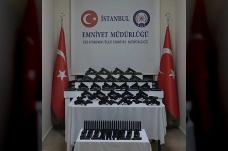 İstanbul’da kaçak silah operasyonu: 91 tabanca ele geçirildi 