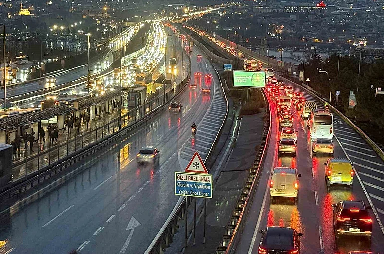 İstanbul’da trafik yoğunluğu yüzde 90’a yaklaştı