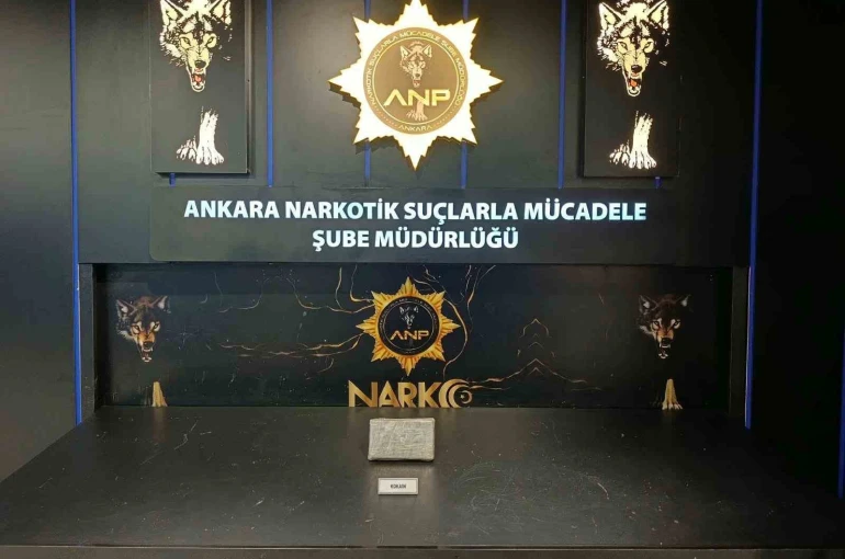 İstanbul’dan Ankara’ya yapılan uyuşturucu sevkiyatında 1 kilo uyuşturucu ele geçirildi