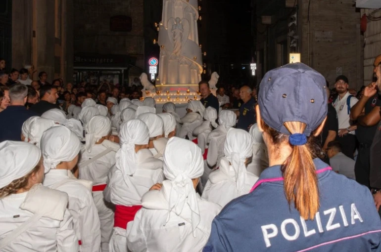 İtalya’da iki Türk, festivalde saldırı gerçekleştireceği şüphesiyle tutuklandı