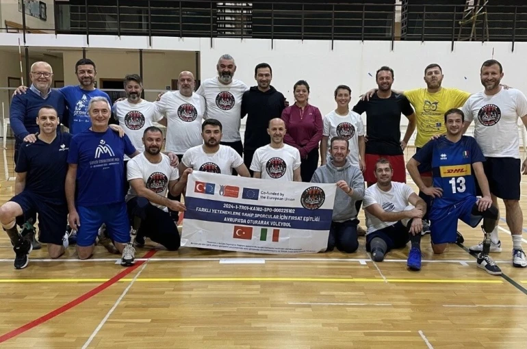 İtalya’da oturarak voleybol deneyimi 