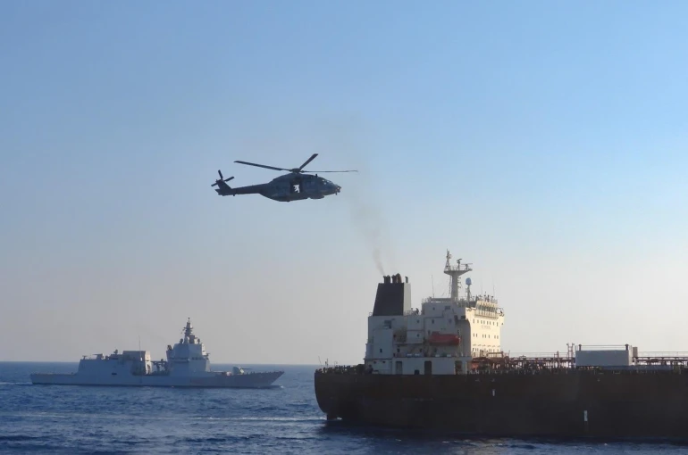 İtalya’dan Rusya’nın "gölge filosuna" ait olduğu öne sürülen petrol tankerine operasyon
