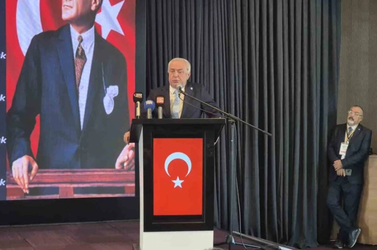 İYİ Parti Samsun İl Başkanı Hasan Aksoy güven tazeledi