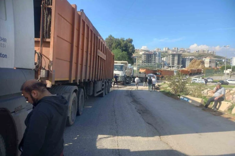 İzmir’de CHP’li belediyelerin çöp kavgası