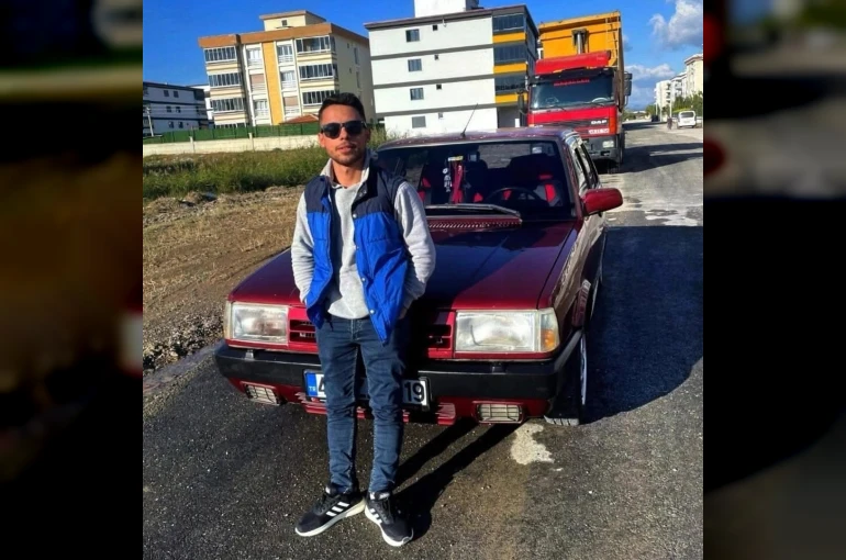 İzmir’de otomobil takla attı: 1 ölü, 1 yaralı 