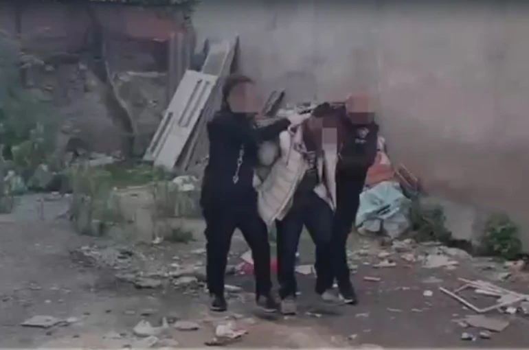 İzmir’de şafak operasyonu: 145 aranan şahıs yakalandı 