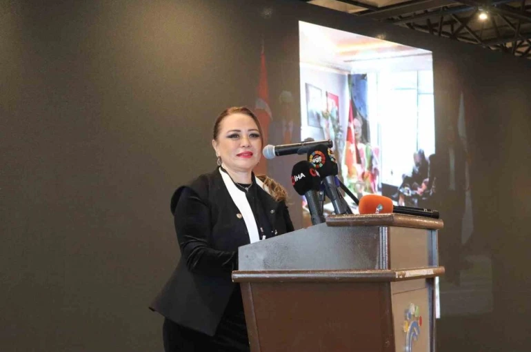 İzmir’de ’Sağlık Diplomasisi ve İnovasyon Zirvesi’