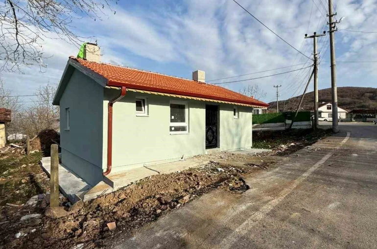 İzmit’te atıl durumdaki okul binası sosyal tesise dönüştürülüyor 