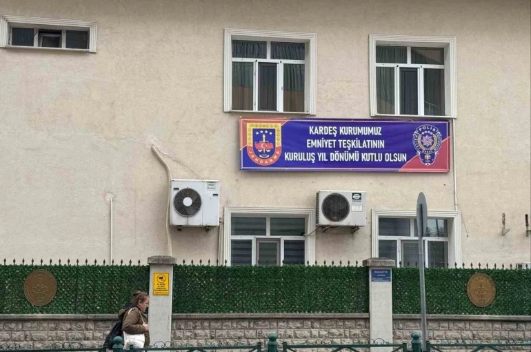 Jandarmadan polis teşkilatına jest 