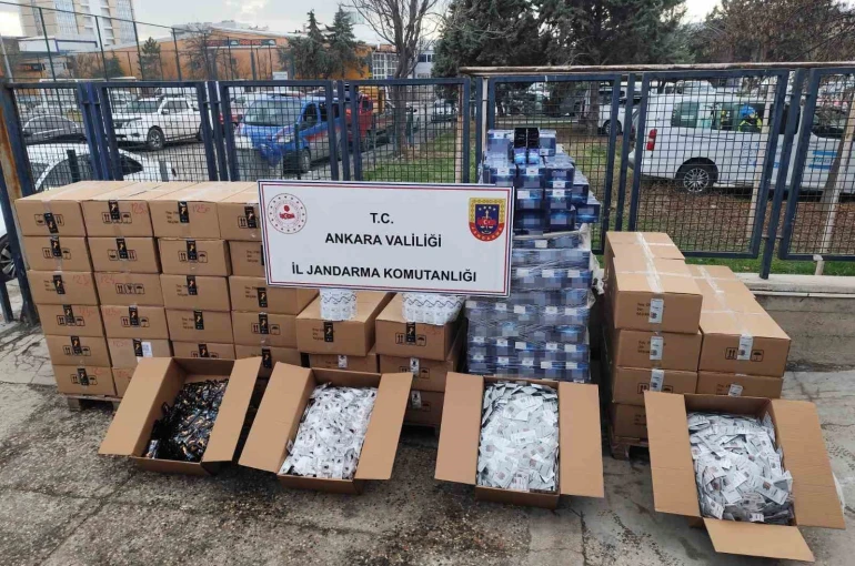 Jandarmadan sahte ilaç operasyonu: 13 buçuk milyon liralık malzemelere el konuldu