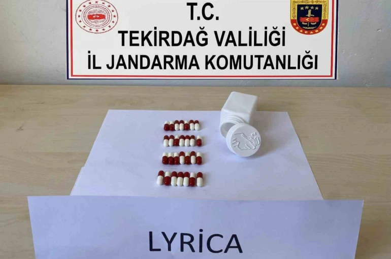 Jandarmadan uyuşturucu operasyonu: 28 adet lyrica ele geçirildi 