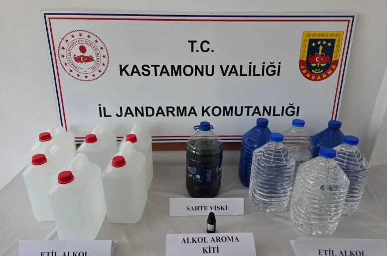 Jandarmanın uyuşturucu operasyonunda 9 kişi gözaltına alındı
