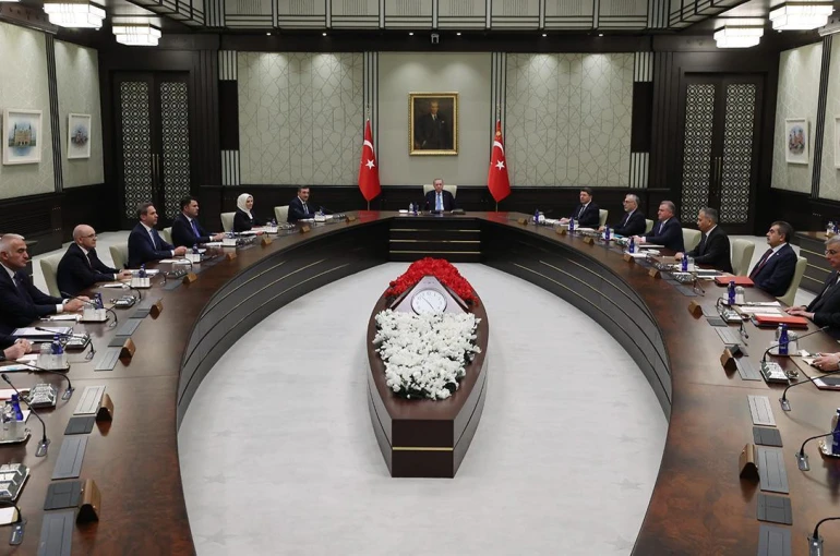 Kabine dış siyaseti ele alacak