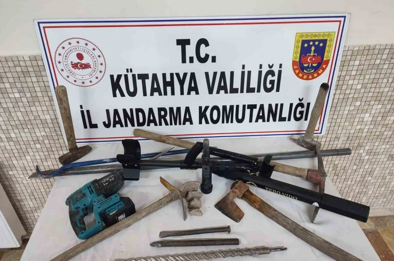 Kaçak kazı operasyonunda 9 şüpheli gözaltına alındı