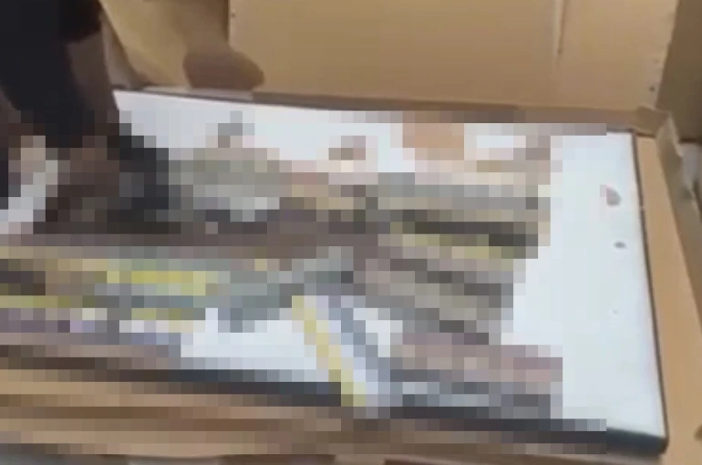 Kaçak sigaraları yemek masasına sakladı: 1 gözaltı