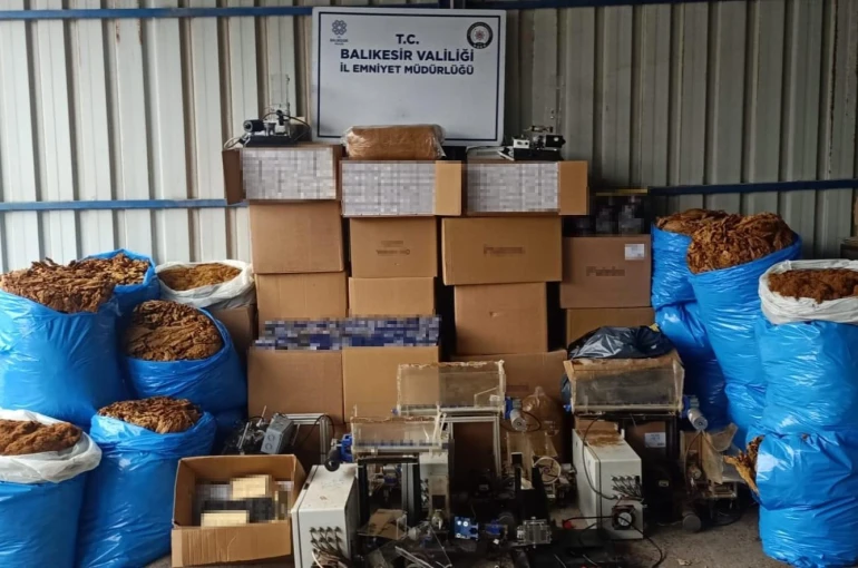 Kaçak tütün operasyonunda 13 gözaltı