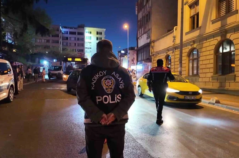 Kadıköy’de helikopter destekli asayiş denetimi 