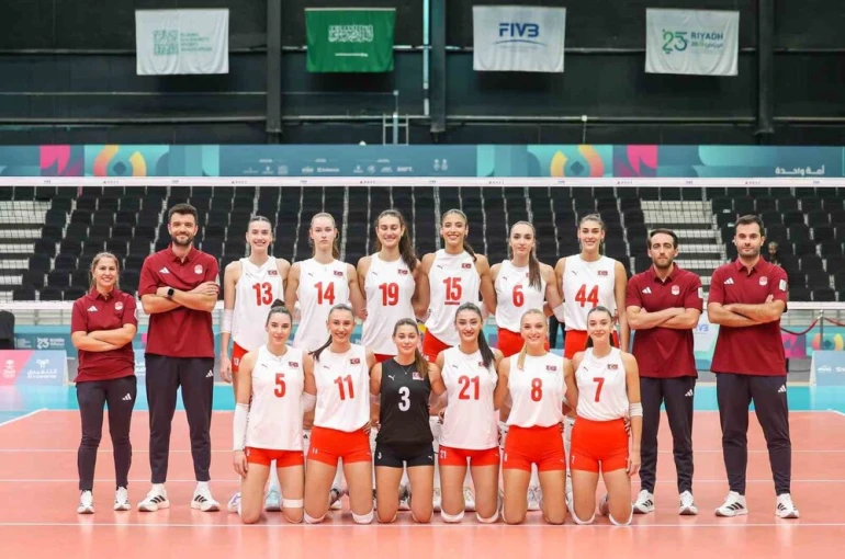 Kadın Voleybol Milli Takımı, 6. İslami Dayanışma Oyunları’na galibiyetle başladı 