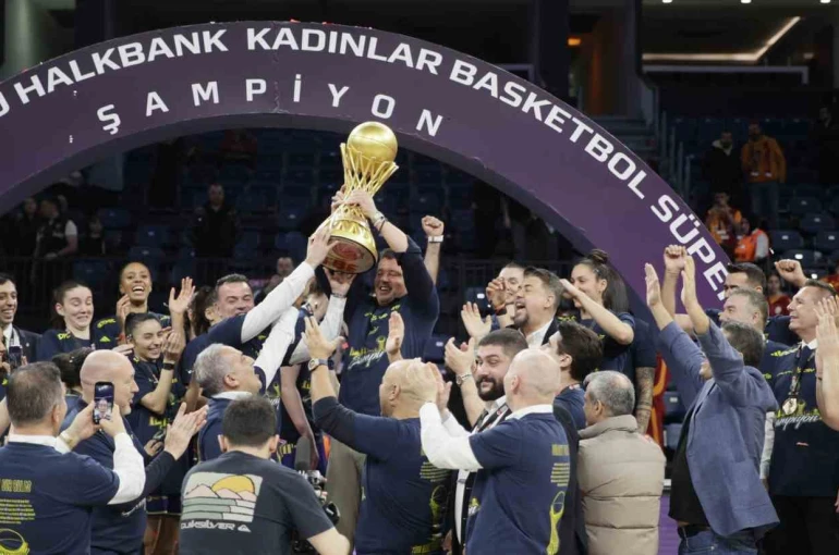 Kadınlar basketbolda şampiyon Fenerbahçe