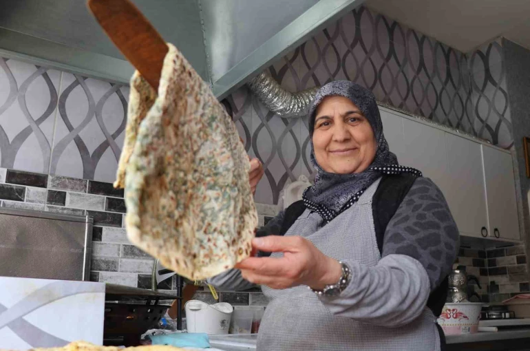 ’Kadınsın yapamazsın’ dediler, gözleme satarak 10 çocuk büyüttü 