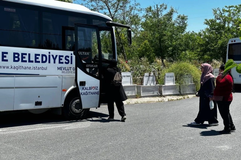 Kağıthane Belediyesi’nden mezarlık ziyaretlerine ücretsiz ulaşım hizmeti 