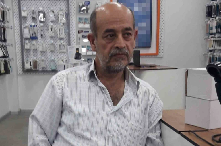 Kağıthane’de gecekondunun çatısına uçan servis aracının şoförü hayatını kaybetti 