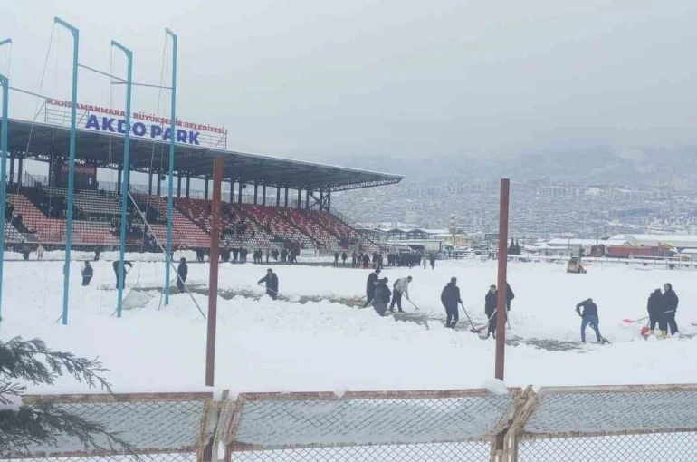 Kahramanmaraş İstiklalspor - 1461 Trabzon FK maçı kar sebebiyle ertelendi