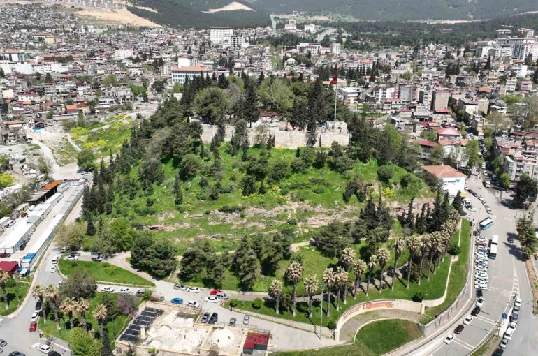 Kahramanmaraş Kalesi’nde restorasyon çalışmaları sürüyor 