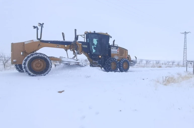 Kahramanmaraş’ın kuzey ilçelerinde kar mücadelesi 