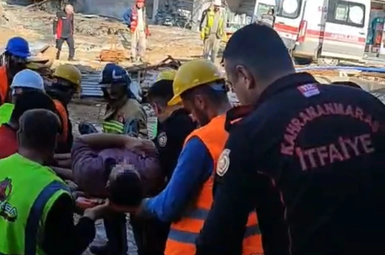 Kahramanmaraş’ta inşaatta iskele çöktü: 1 yaralı 