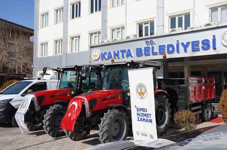 Kahta Belediyesi’nin araç filosu güçleniyor 