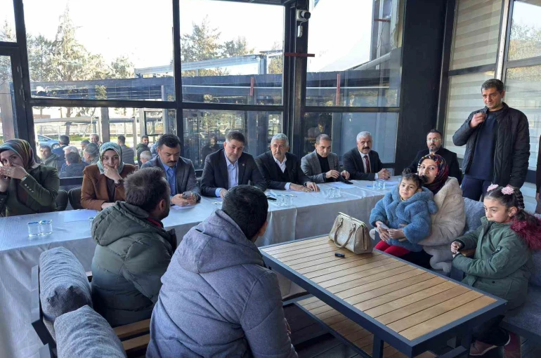 Kahta’da vatandaşların istek ve talepleri dinlendi 