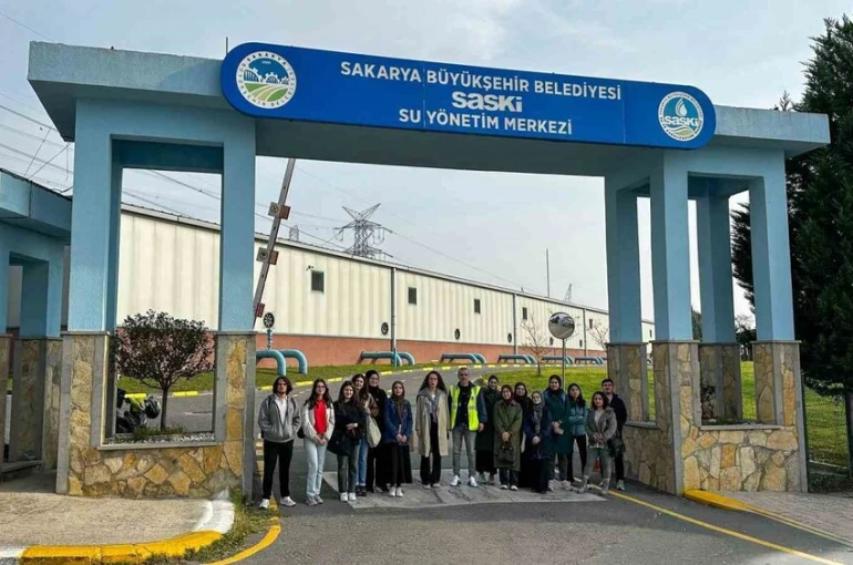 Kaliteli içme suyunun yolculuğuna tanık oldular 