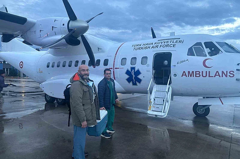 Kalp grefti askeri ambulans uçakla Ankara’ya ulaştırıldı 