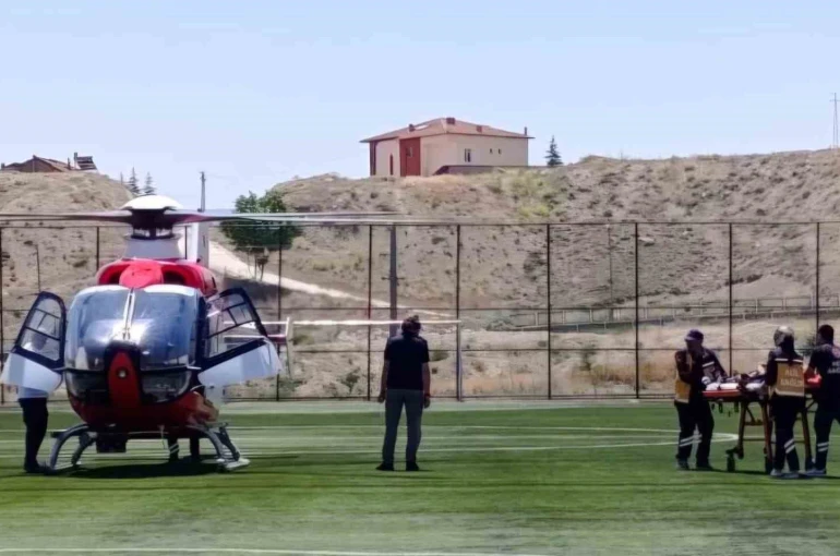 Kalp krizi geçiren hasta hava ambulansıyla Malatya’ya sevk edildi 